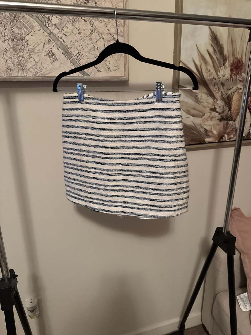 ZARA Textured Navy and White Striped Mini Skort - Size Small